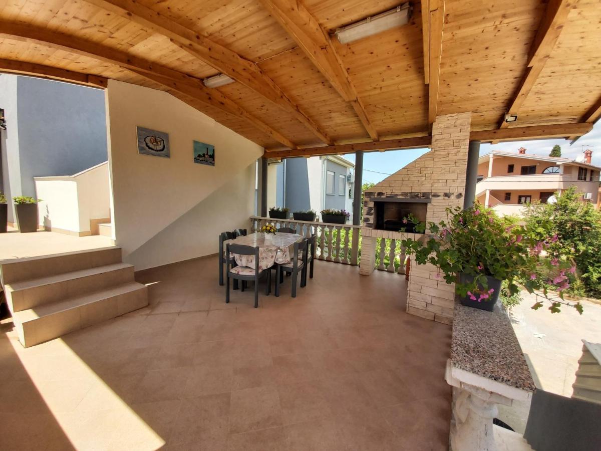 Apartman Ana Štinjan المظهر الخارجي الصورة