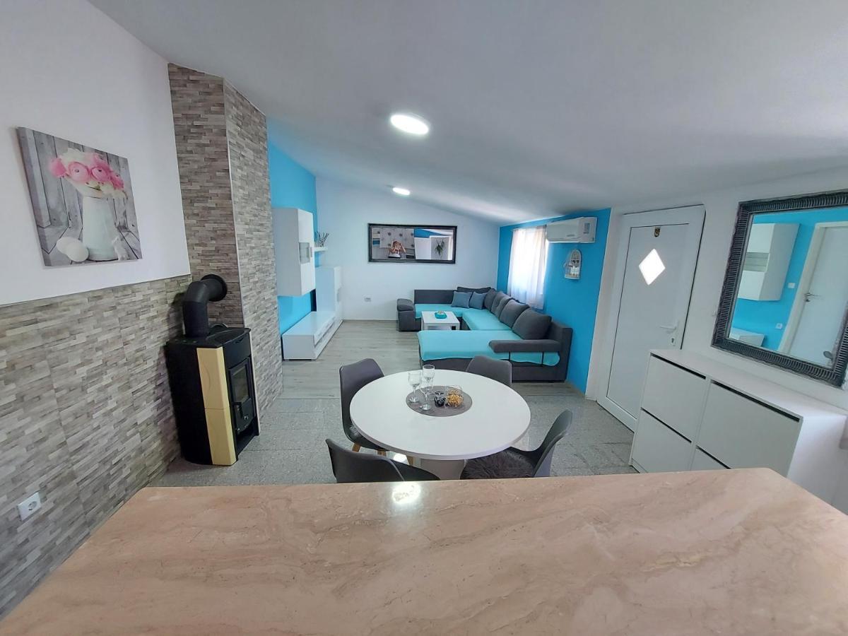 Apartman Ana Štinjan المظهر الخارجي الصورة