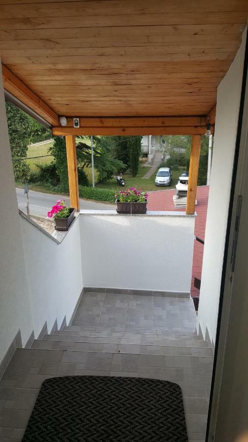 Apartman Ana Štinjan المظهر الخارجي الصورة